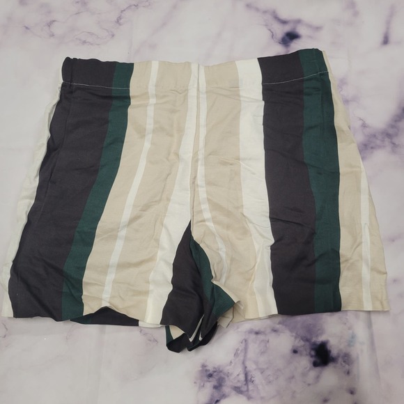 Ann Taylor Striped High Rise Pull On Shorts - Picture 1 of 5